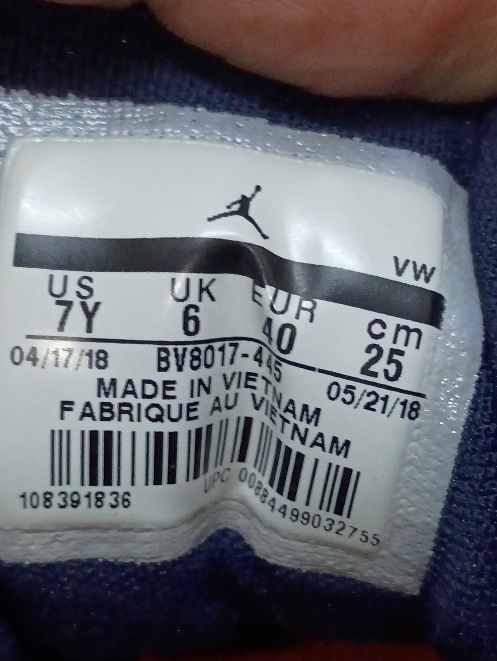 Air Jordan 12 Retro International Flight 2018 Boys Sz 7Y Navy Blue White Preppy - Picture 6 of 6